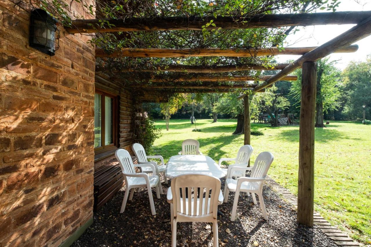 Grenouille Villa General Belgrano Exterior foto
